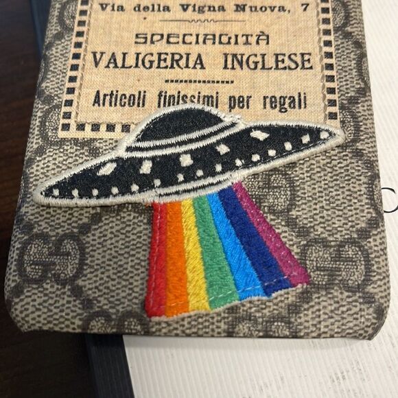 Gucci iPhone 8 Plus Case - Picture 7 of 10